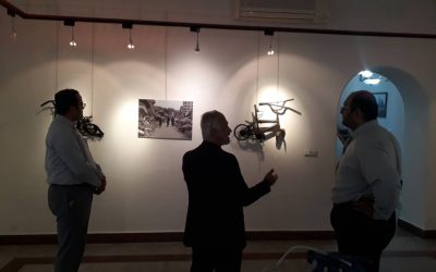 بازدید مدیران هنری از نمایشگاه «دوچرخه و کودکان غزه»